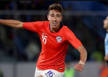 Lasarte probará nuevos jugadores para próximos partidos de Chile