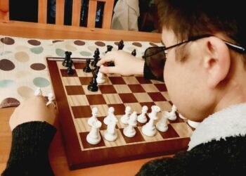 Ajedrecista no vidente talquino sumó importante victoria en torneo online