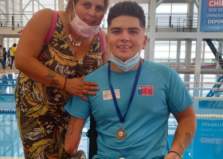 Maulino consiguió doble récord de Chile  en Nacional federado de Paranatación