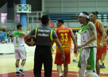 Hispanos perdieron en su primer juego de la temporada 2022 de la LNB