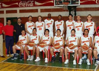 “Bombardero” de Constitución vuelve a vestir la tricota del “Quijote”