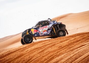 Francisco López se mantiene a paso firme en el Dakar 2022