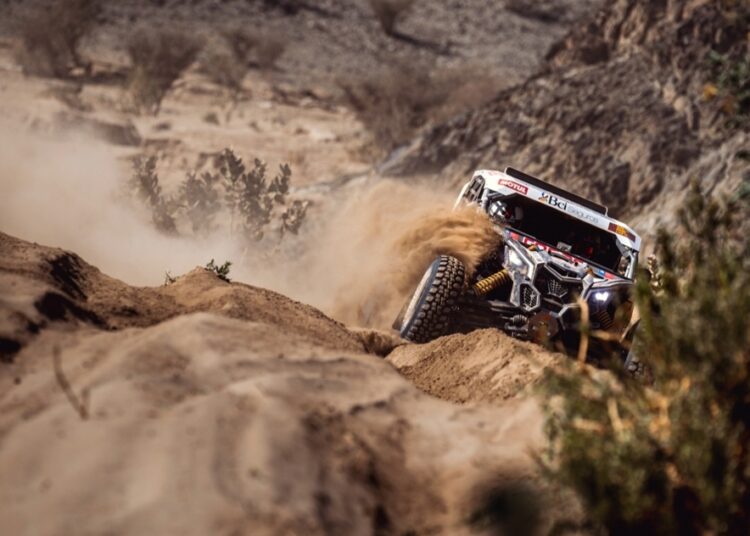 Francisco López está otra vez a un paso de la gloria en el Dakar