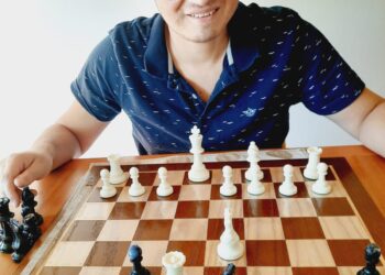 Ajedrecista ciego sigue en buen tranco en certámenes internacionales