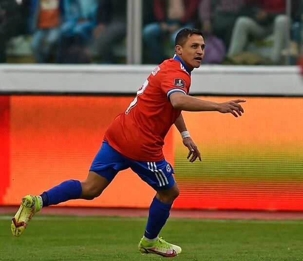 ¡No está muerto el que pelea!: La Roja sigue en carrera