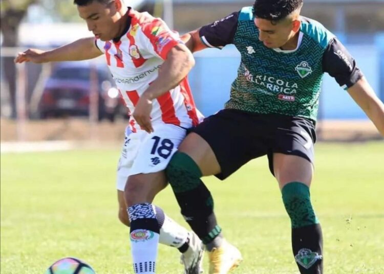 Continúa la campaña de socios y la búsqueda de apoyo en Deportes Linares