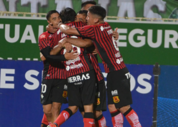 Rangers se reencontró con el triunfo en un partidazo