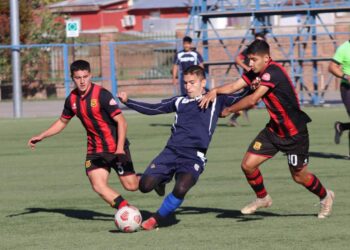 Sub-20 de Rangers jugó amistoso con Deportes Linares