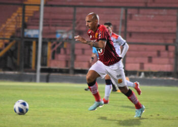¡Despertó el Piducano!: Rangers se impuso de visita a Recoleta