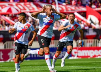 Curicó Unido mandó en casa y se  ilusiona con una copa internacional