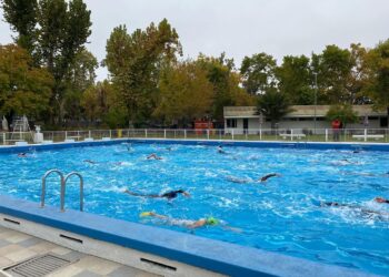 Talca está recibiendo Concentrado de la Roja de aguas abiertas