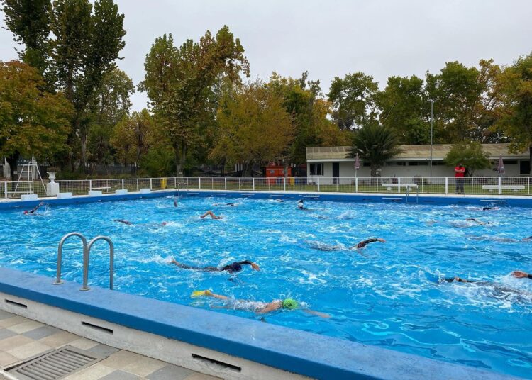 Talca está recibiendo Concentrado de la Roja de aguas abiertas