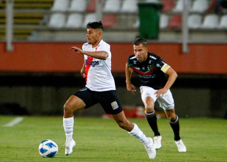 Curicó saltará a la cancha para seguir escalando en la tabla