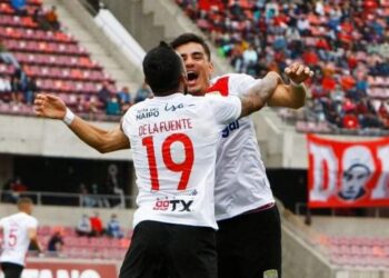 Curicanos están prendidos y siguen a tiro de cañón en Primera División 