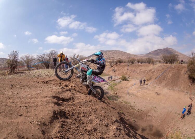 Tania González tuvo fin de semana con dificultades en el Mundial FIM de Enduro GP