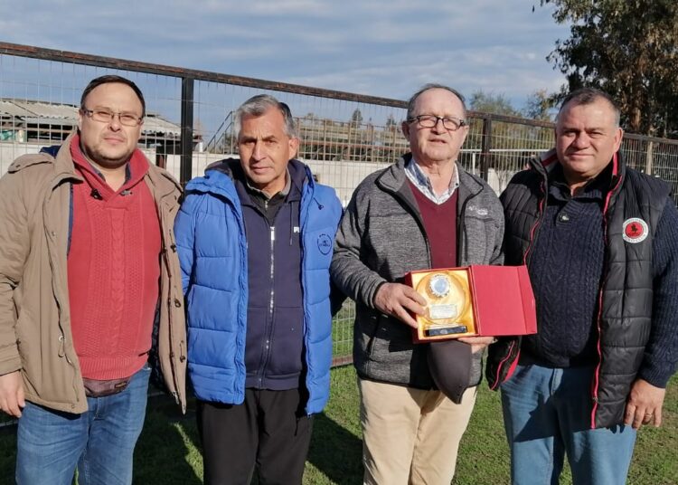 Villanos reconocieron a históricos de su Asociación