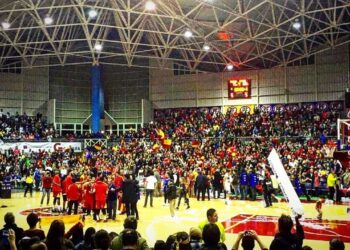 Español con novedades en el frente desde lo institucional
