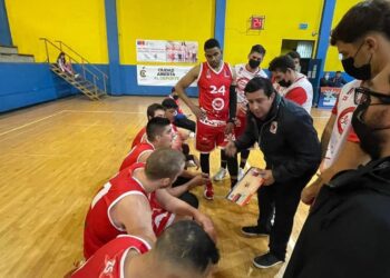 Liceanos fueron doblegados ante equipo candidato al título