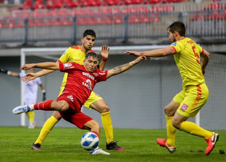 Independiente de Cauquenes continúa sorprendiendo en Copa Chile