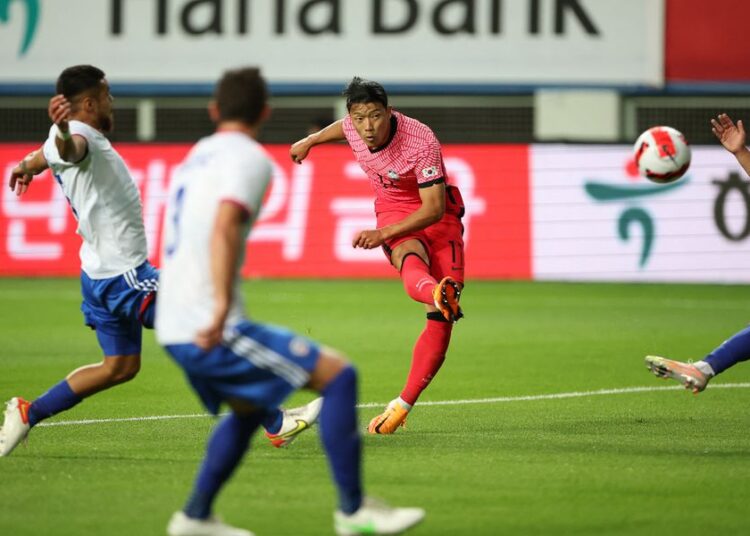 “Toto” Berizzo debutó con derrota en La Roja
