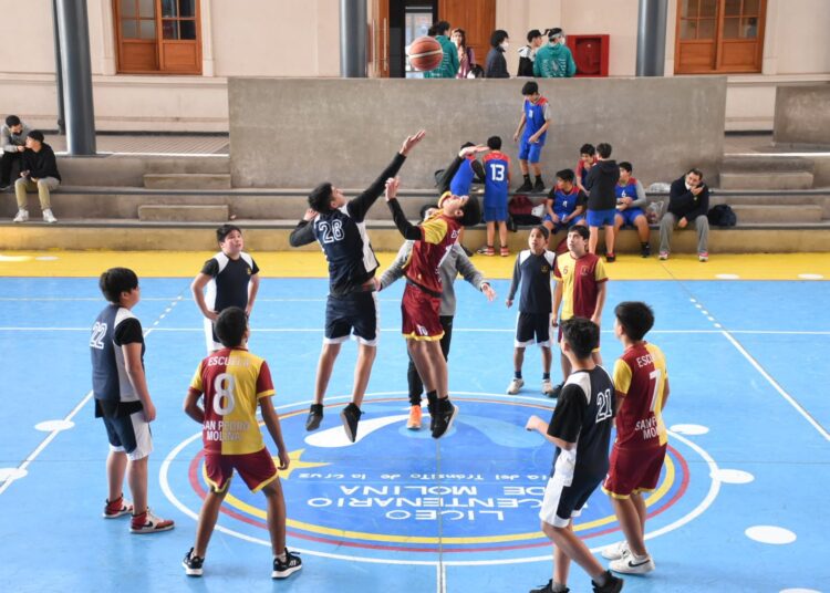 Más de 7 mil niños están siendo parte de los Juegos Deportivos Escolares en el Maule