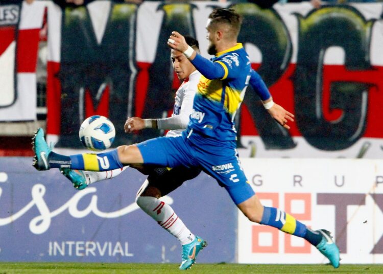 Curicó Unido fue goleado sin apelación en casa