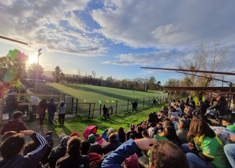 La Brilla parte con proyecto que apunta a potenciar el fútbol femenino