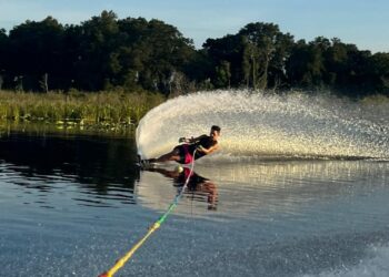 Santiago Barrientos sigue preparándose y entrenando en EE.UU.
