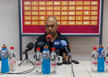 Denis Escobar: “Tuvimos siete claras y no pudimos concretar”