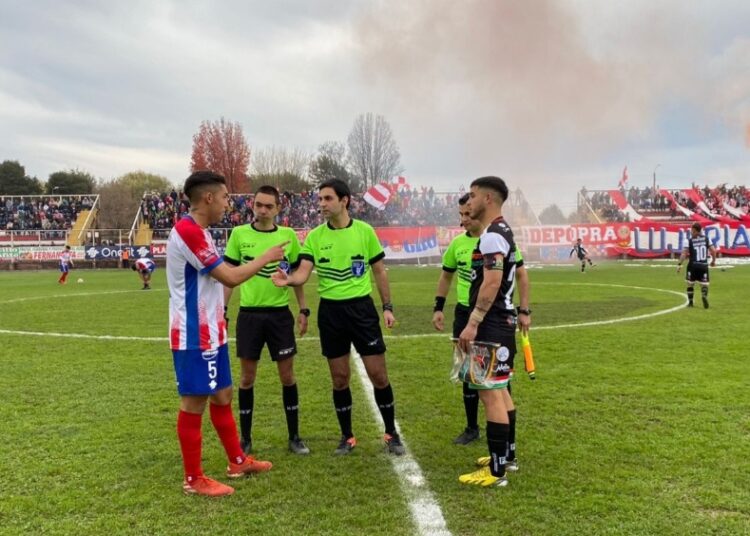 Albirrojos van por una victoria en suelo minero