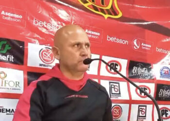 Felipe Muñoz: “Dunga sigue, estamos viendo lo mismo que todo el mundo”