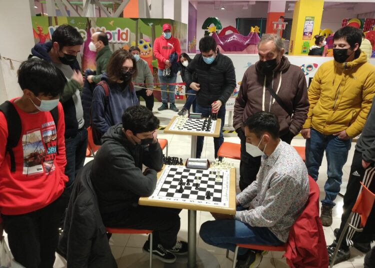 Se movieron las piezas en tableros talquinos