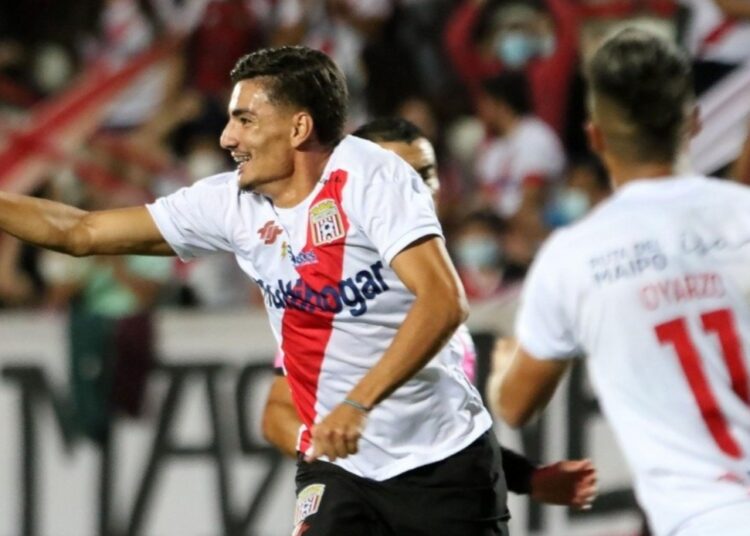 Curicó espera seguir firme en la parte alta derrotando a rival herido