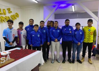 Villanos presentaron en sociedad sus armaduras para competencias regionales