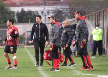 Días claves se viven para saber qué pasará en la banca de Rojinegro