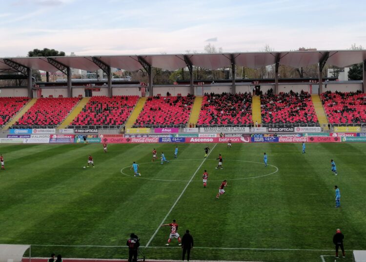 Rojinegro ahora le dio vida a un equipo que  no ganaba hace más de un año de visita