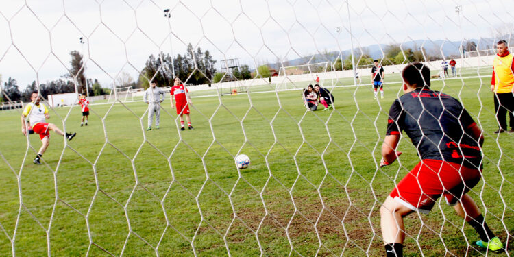 Socios del “Curi” celebraron las Fiestas Patrias con una serie de actividades