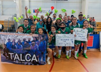 Liceo Marta Donoso Espejo irá por el sueño de llegar al Sudamericano de futsal