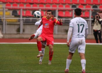 Un Rojo cauquenino con la soga al cuello enfrenta a otro elenco apremiado