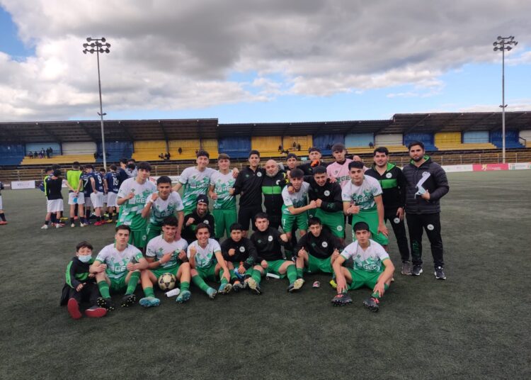 Los verdes mauchos celebraron triunfo agónico
