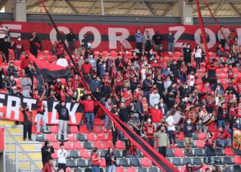 Hinchas de Rangers disconformes con “promoción” de entradas