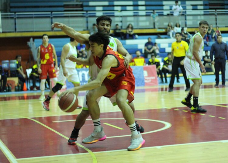Truenos ganó en el último suspiro el nuevo clásico del básquetbol talquino