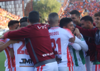 Ex Rangers ascendieron a la Primera División