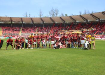 Comienzan las despedidas en Rangers: Jugador anuncia su salida del Club