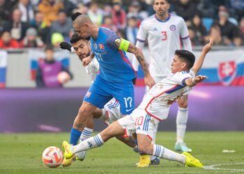 Chile sigue sin sumar un triunfo en la era Berizzo