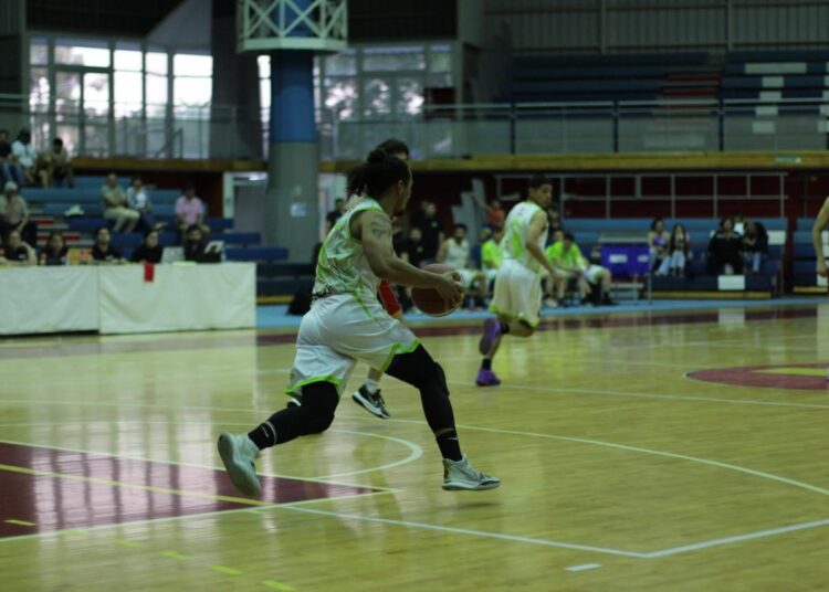 Truenos ganó y sigue pensando en el milagro para clasificar