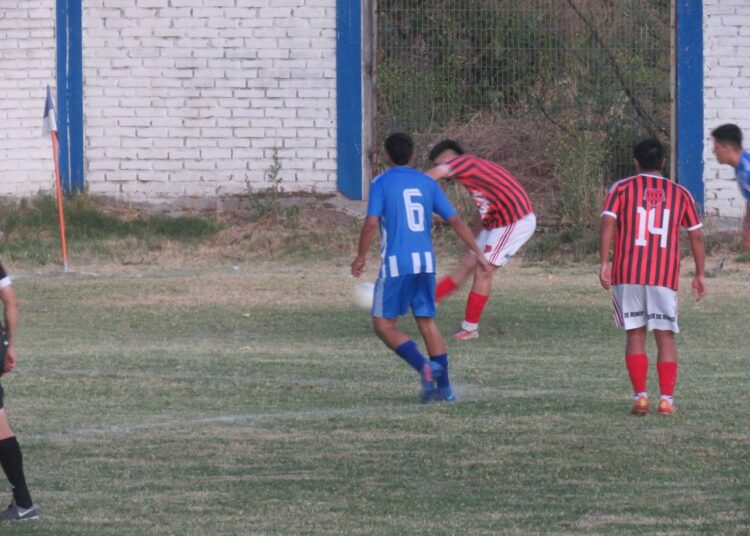 Personeros de la Villa cortaron el queque sobre partidos de fin de año