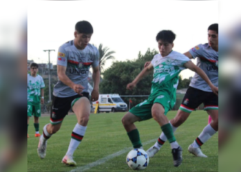 “Conti” sacó ventaja en esta semifinal de ida en torneo de novatos