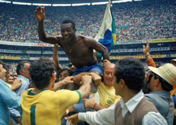 El Mundo llora la partida de “Rey” Pelé
