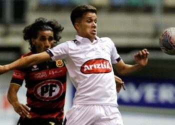 Suma y sigue: Curicó Unido presentó nuevo fichaje